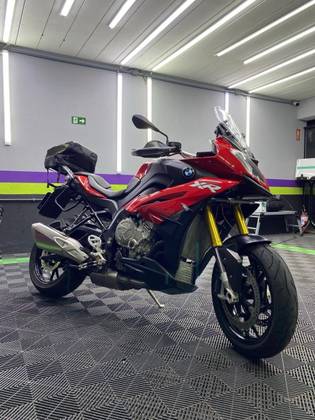 BMW S 1000 XR BMW S 1000 XR